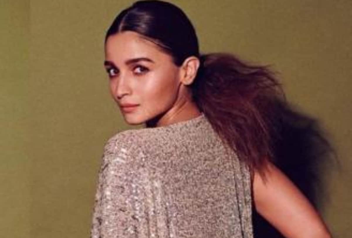 Alia Bhatt underwater pic actress says best day ever