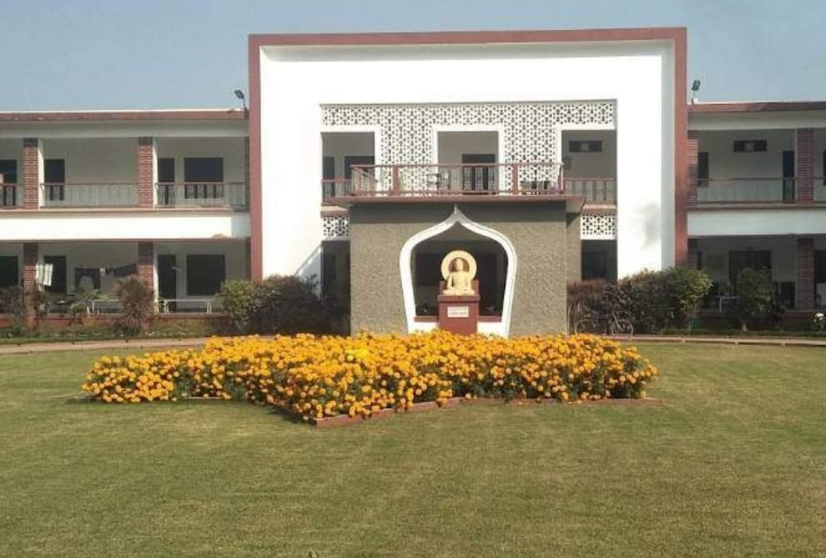 Natural Hospital Arogya Mandir in Gorakhpur story