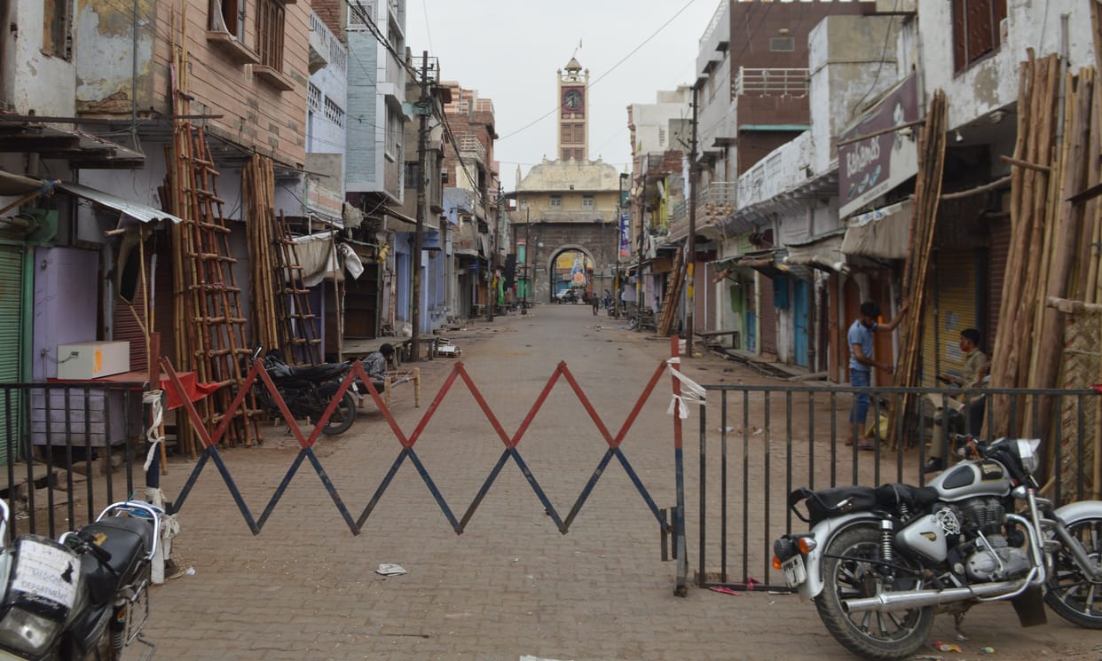 Hathras: Silence in many markets including Ghantaghar