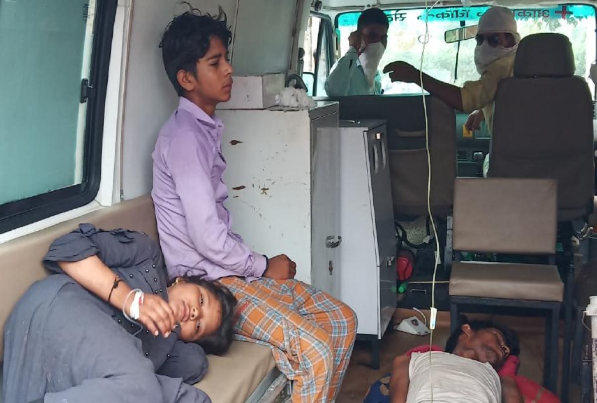 more than 50 people reported unwell after having same street food in shahjahanpur