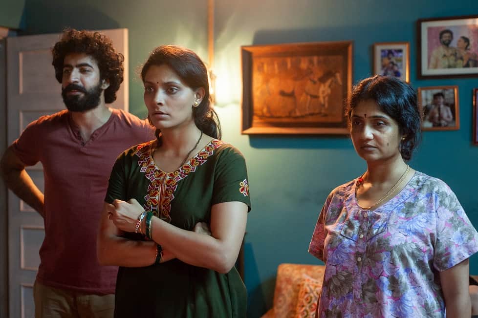 Choked Netflix review by Pankaj Shukla cast Anurag kashyap saiyami kher roshan Mathew amruta subhash