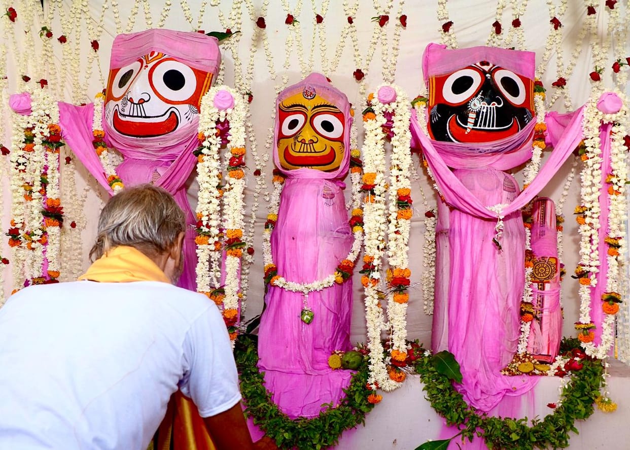 vara will not go among the devotees