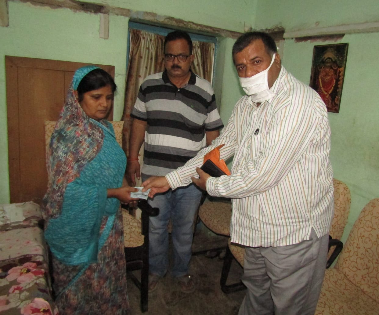 dc mnrega provided cheque to the dependent of technical assistant