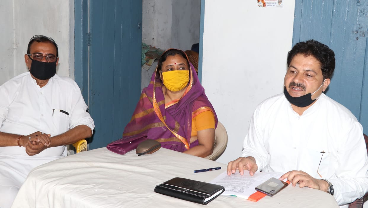 Ajay Kumar Maha Kitchen will run in every district: Sherbaz Pathan