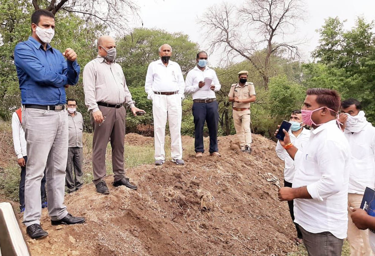 MNREGA work done by verifying river and drains