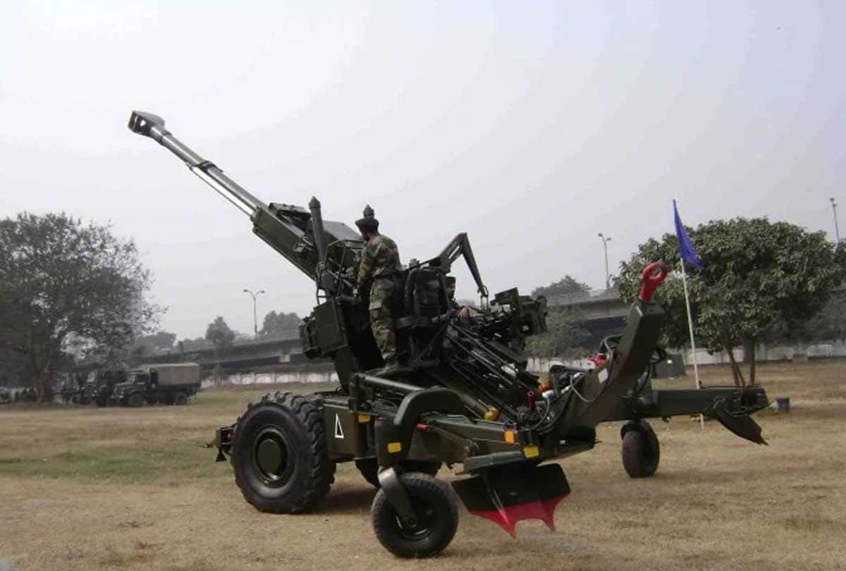 india china news in hindi, Emergency powers given to security forces deployed in Ladakh, Bofors cannons sent from Srinagar