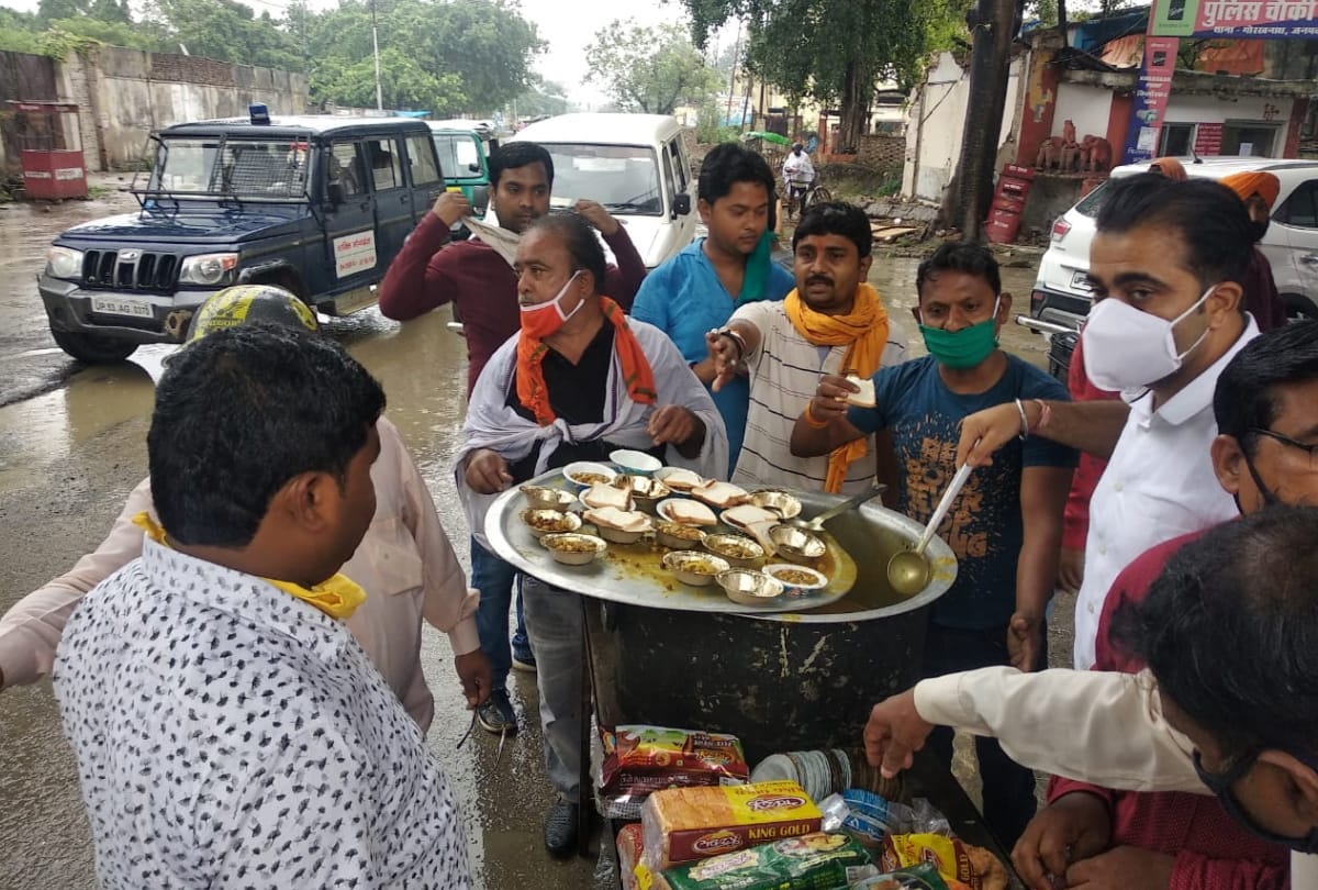 CM Yogi Adityanath birthday celebration in gorakhpur