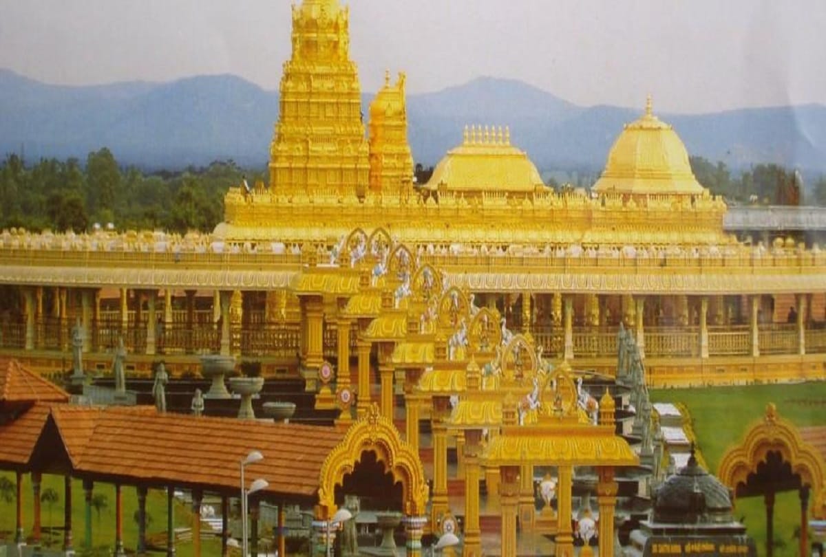 Golden Temple of South india Sri Lakshmi Narayani Temple built from 1500 kg gold