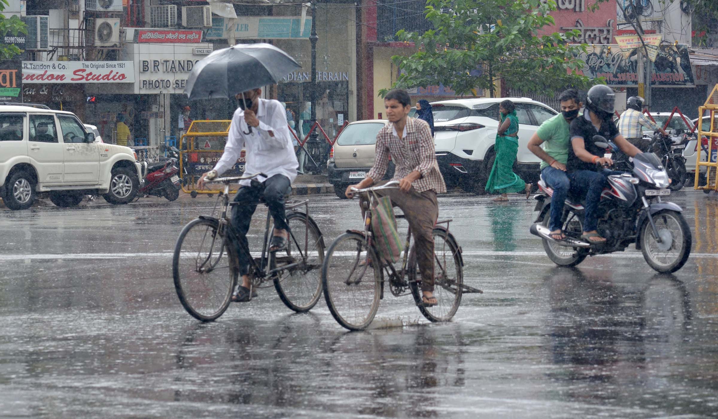 Monsoon knock, heat in the day, cloudburst in the night