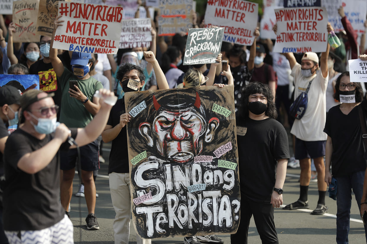 Rallies in France, Denmark, Germany and Italy, demonstrations continue in America, Mahatma Gandhi statue molested