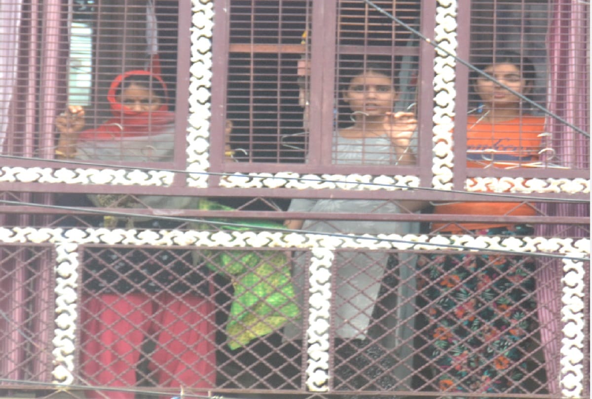 Lockdown will unlock in Meerut tomorrow, administration is preparing to open the market