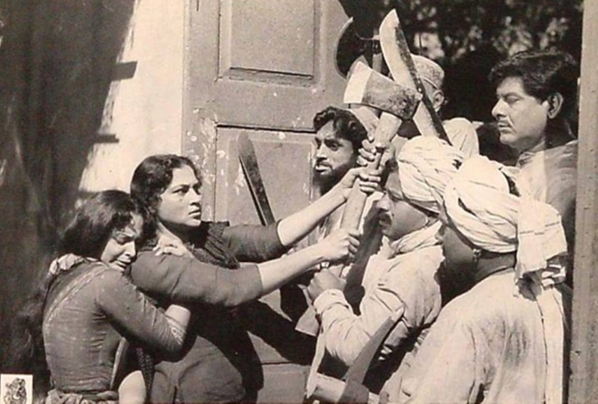 Sunil Dutt Got repeatedly slapped from Waheeda Rehman During The Shooting Of Mujhe Jeene Do