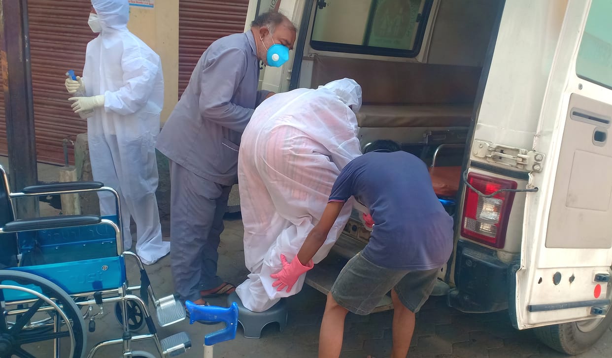 Three migrants and laborers from Mumbai came out positive