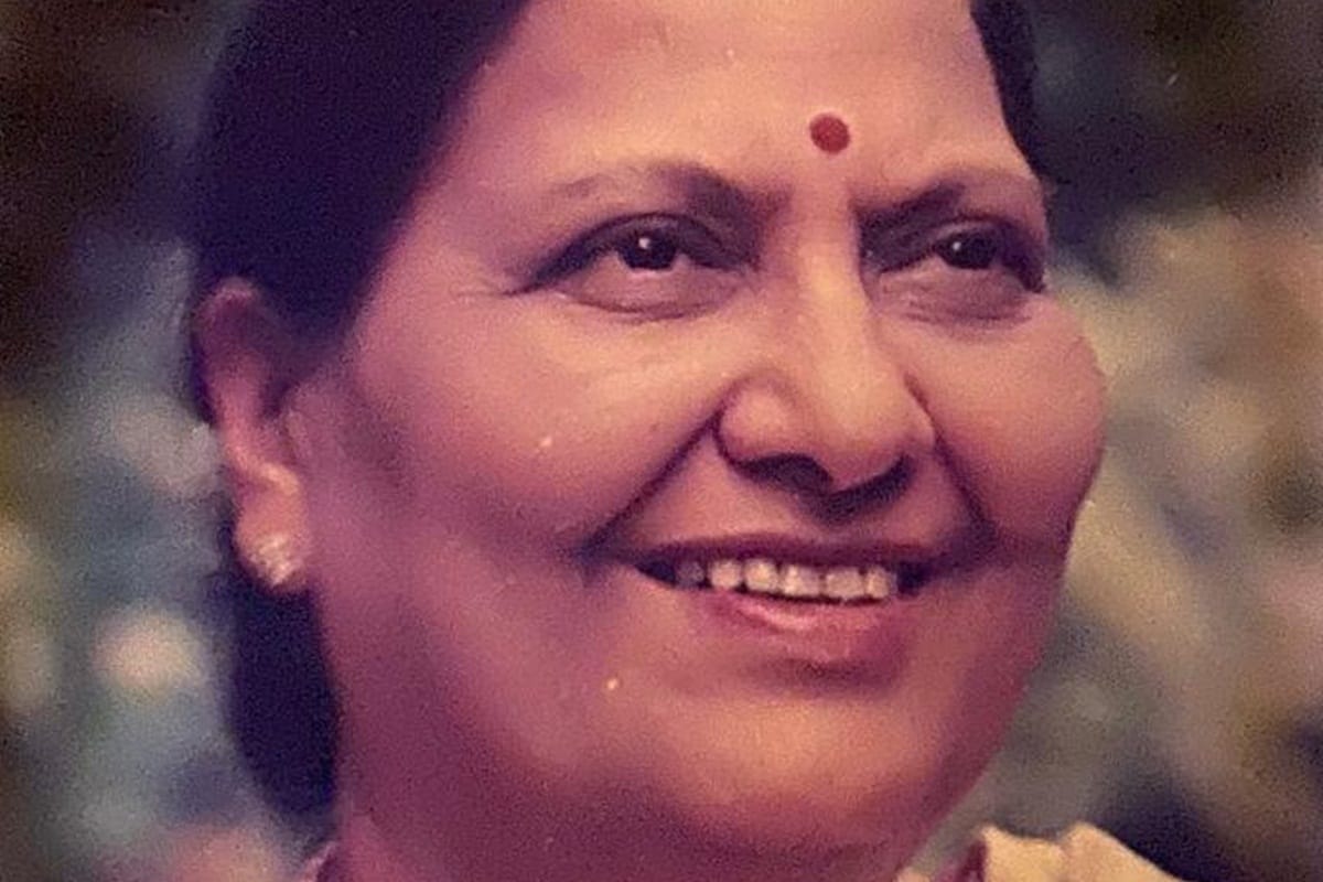 piyush goyal mother chandrakanta goyal passes away rail minister inform through twitter bjp leader
