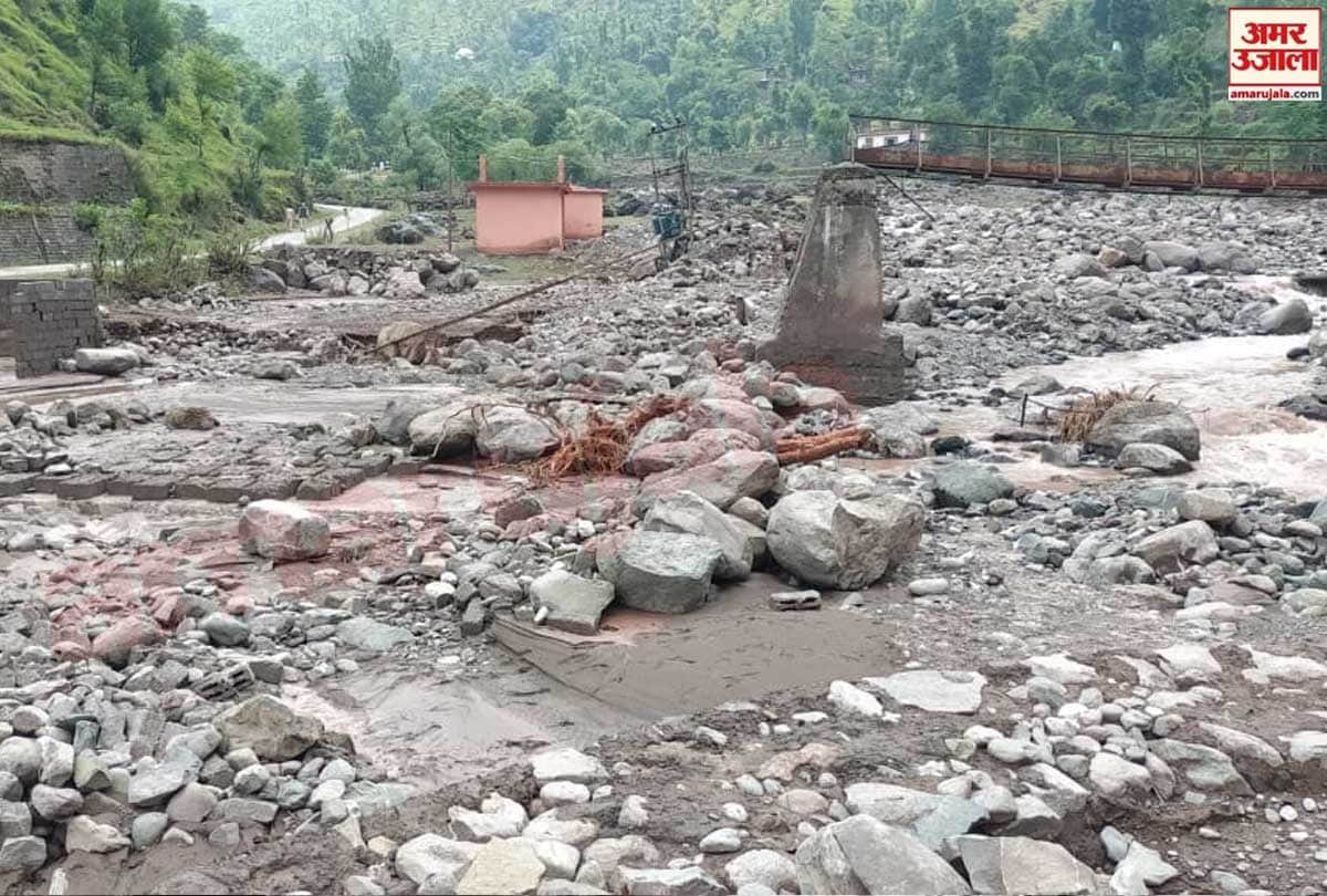 Cloud burst in Deengal village of Poonch jammu kashmir caused widespread damage