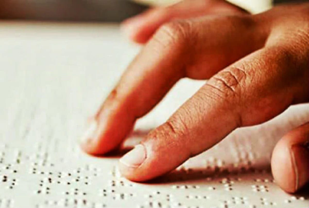 scribe will have to be arranged for differently abled students in delhi university