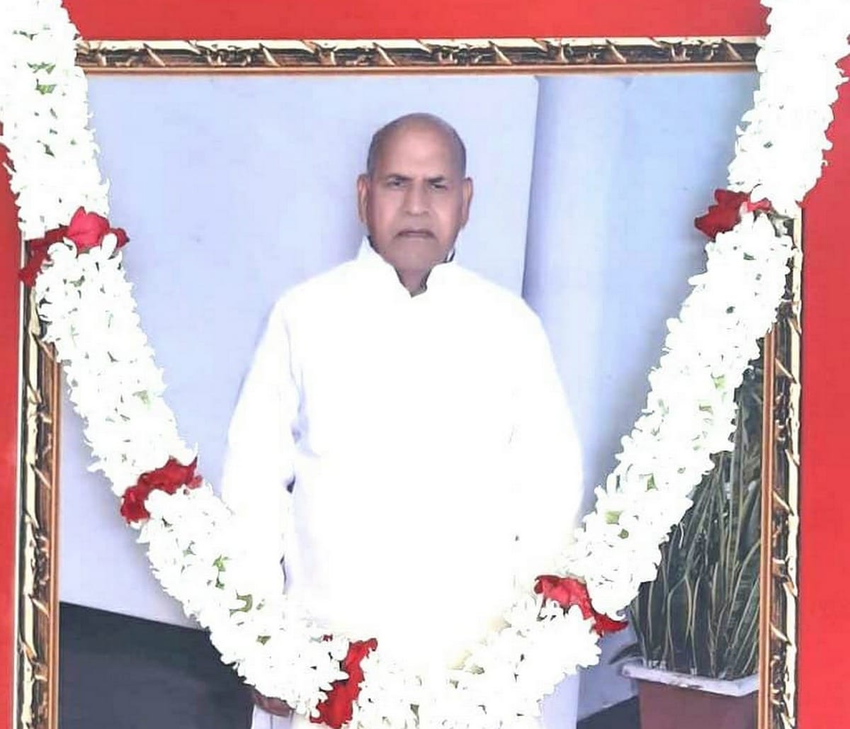 Former Prime Minister Chandrashekhar younger brother Kripa Shankar Singh passe away in delhi