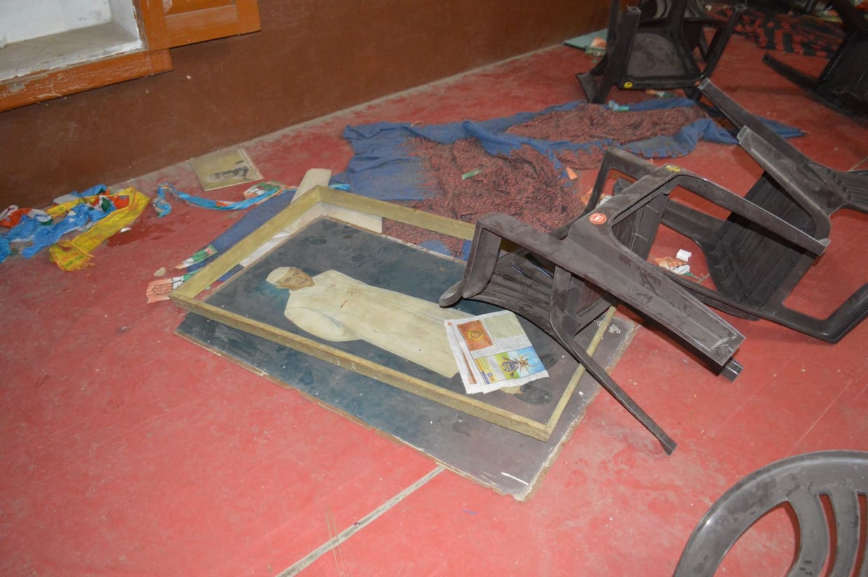 congres, office, broken, chair, picture, mathura
