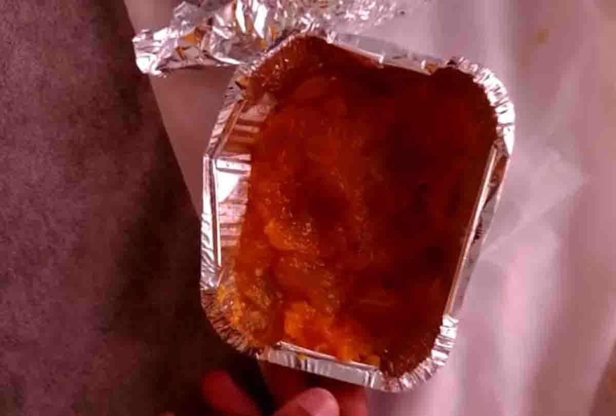 Coronavirus: maggot found in corona patients food