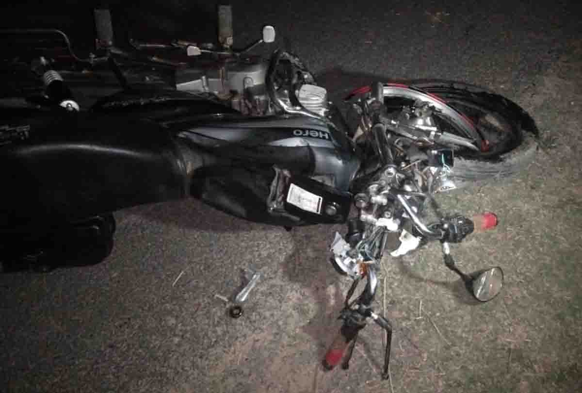 Hardoi : bike riding brothers died due to high speed car collision