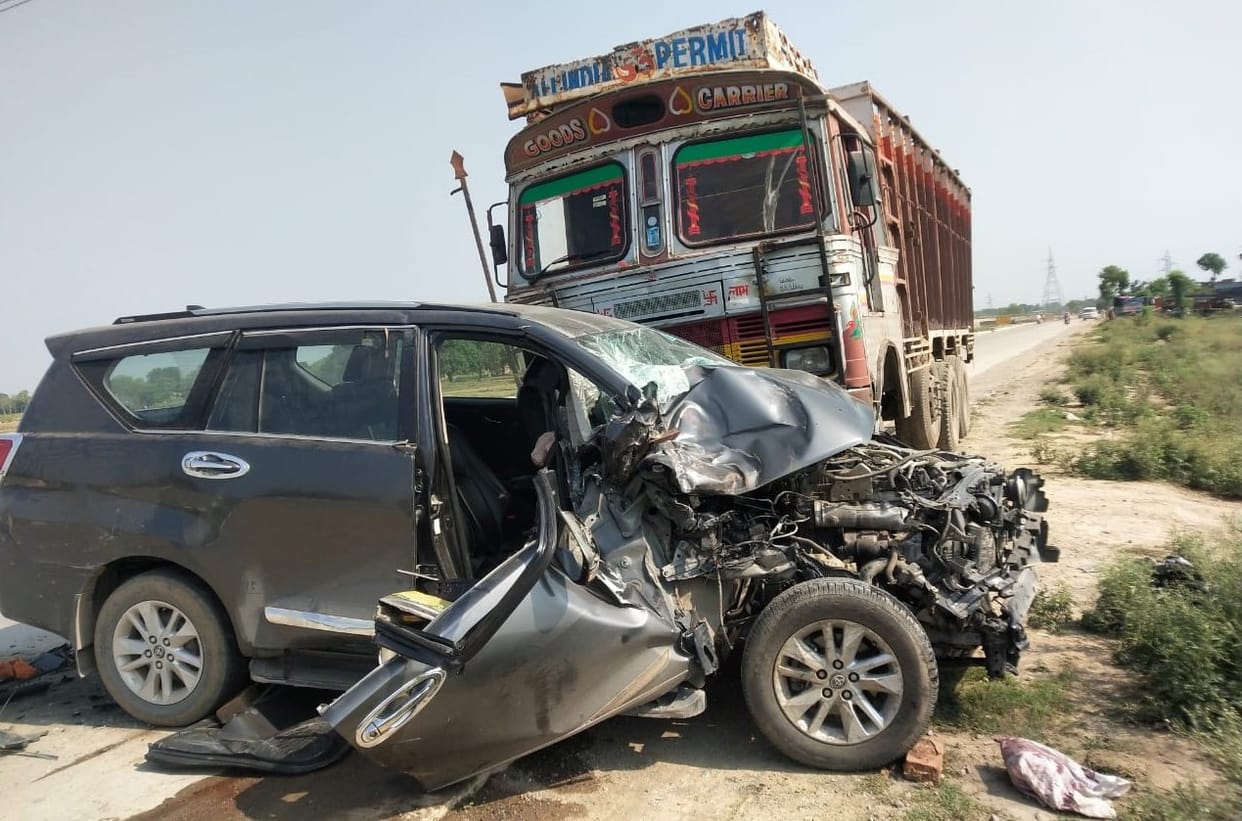 Girl child killed in road accident, five injured