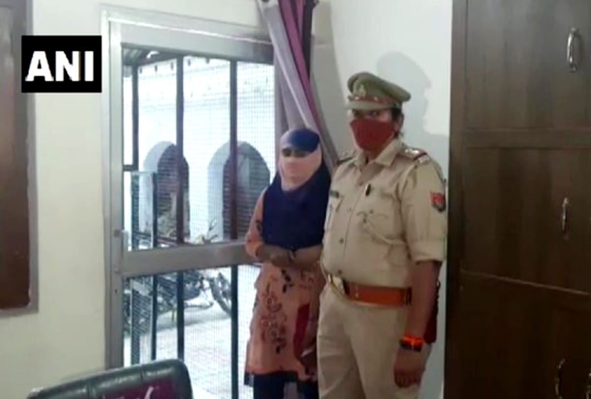 anamika shukla teacher case latest news update in kasganj