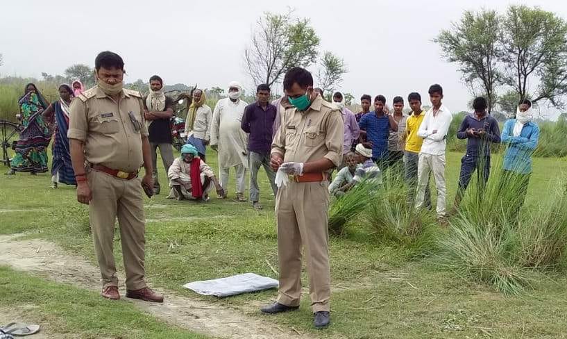 Young man killed by cutting his throat in azamgarh
