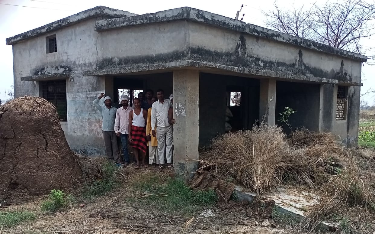 water fill in guest house in kannauj