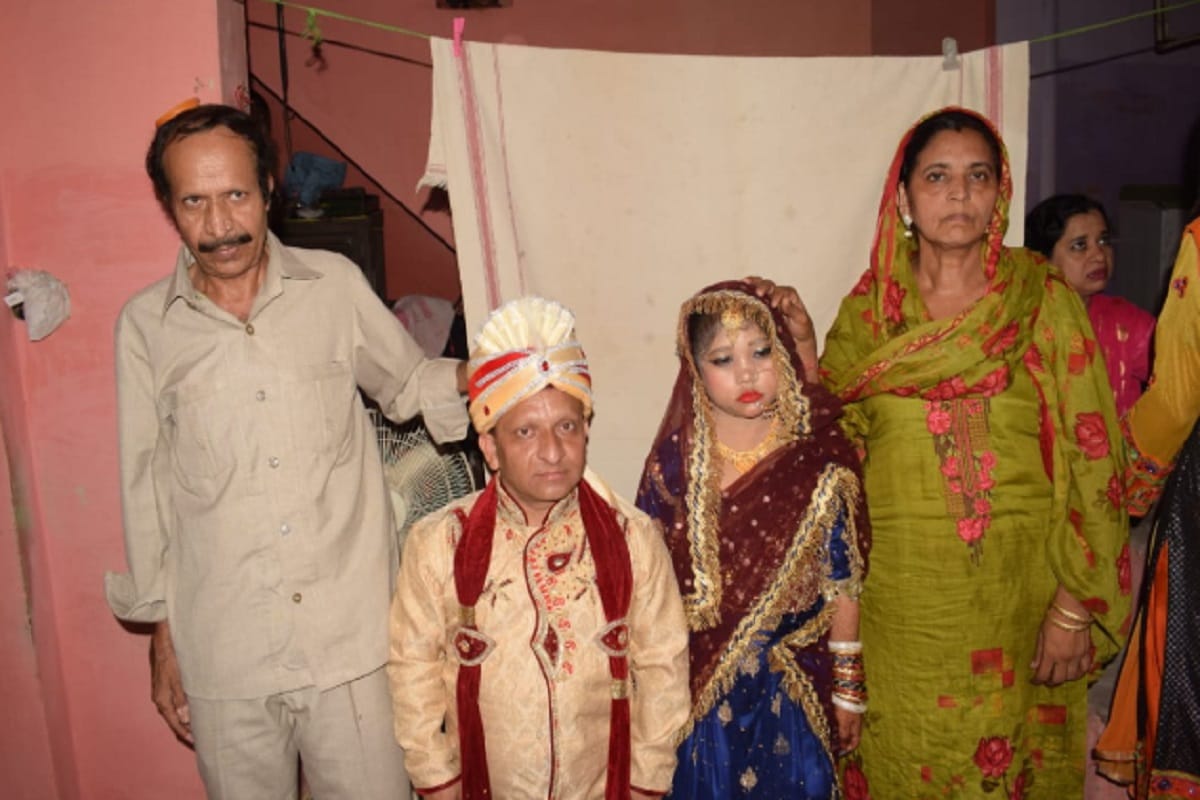 Unique wedding of three foot bride and groom took place in Meerut