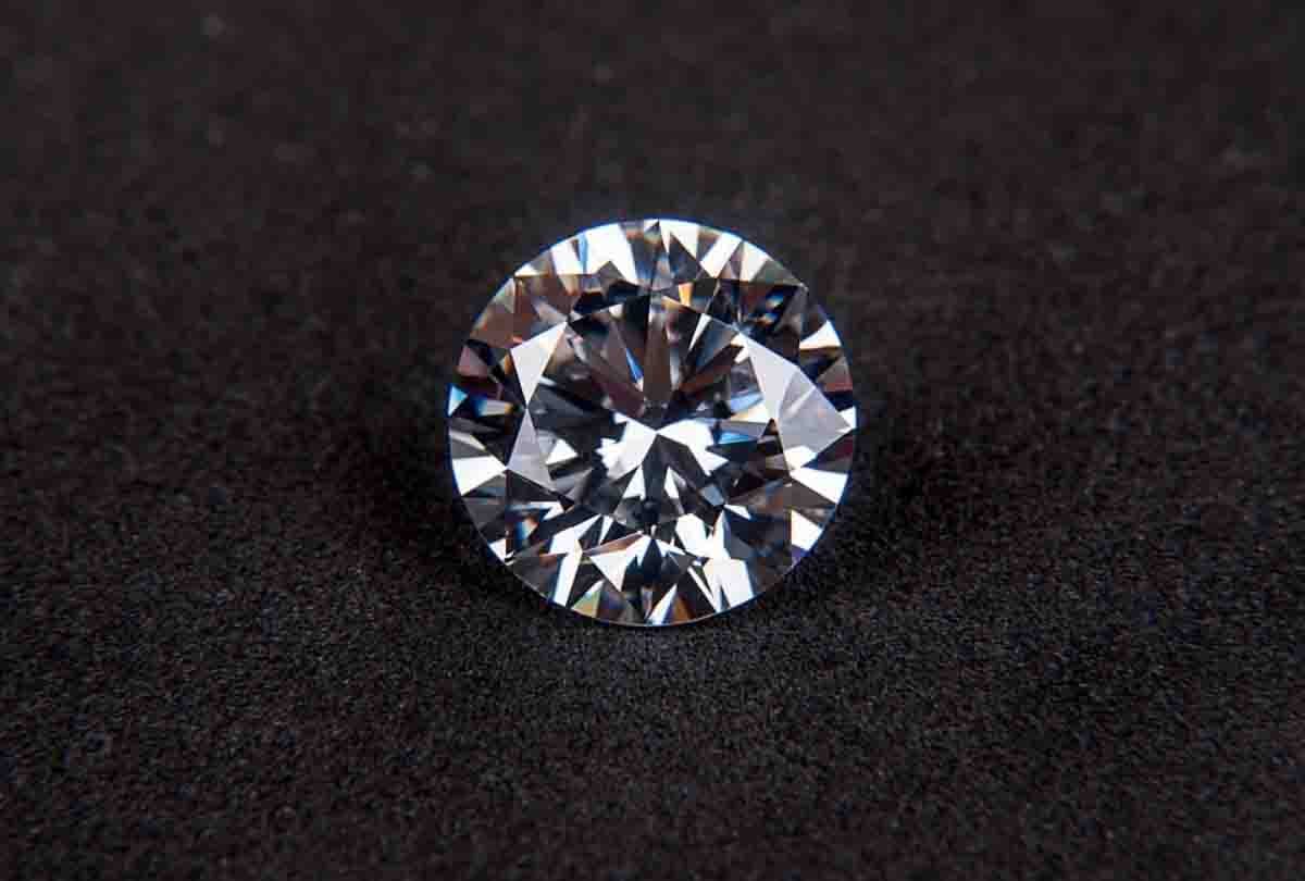 A diamond cutter worker turned robber during lockdown