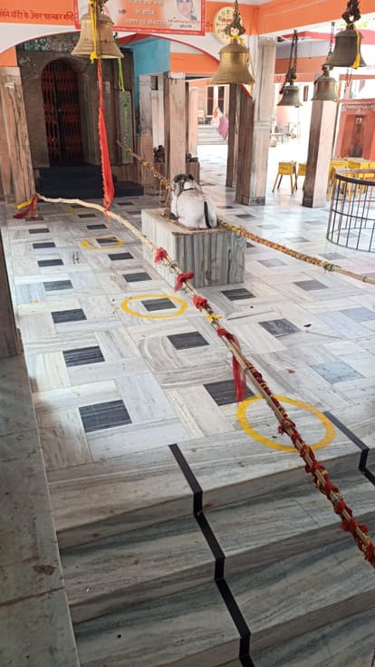 After 75 days, religious places, temples, mosques and gurudwaras will open from today.
