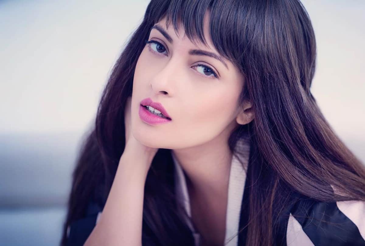 Riya Sen says being sexualised in films made her so uncomfortable decided to Quit Bollywood