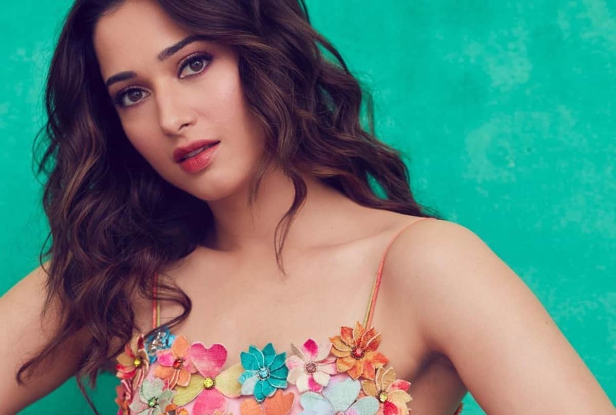 tamanna bhatia looks stunning in ethnic wear see 10 pictures