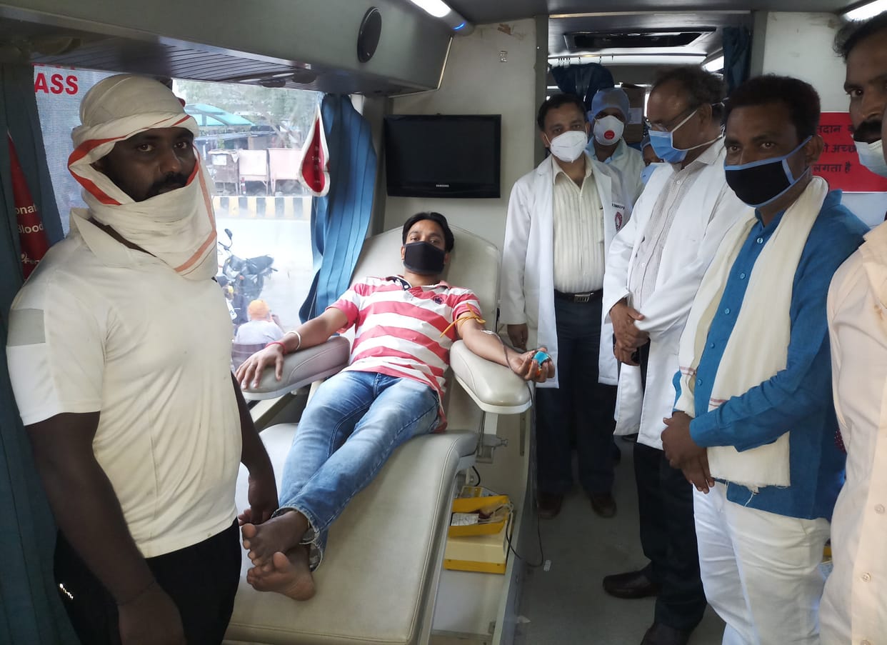40 nobles donated blood in the camp