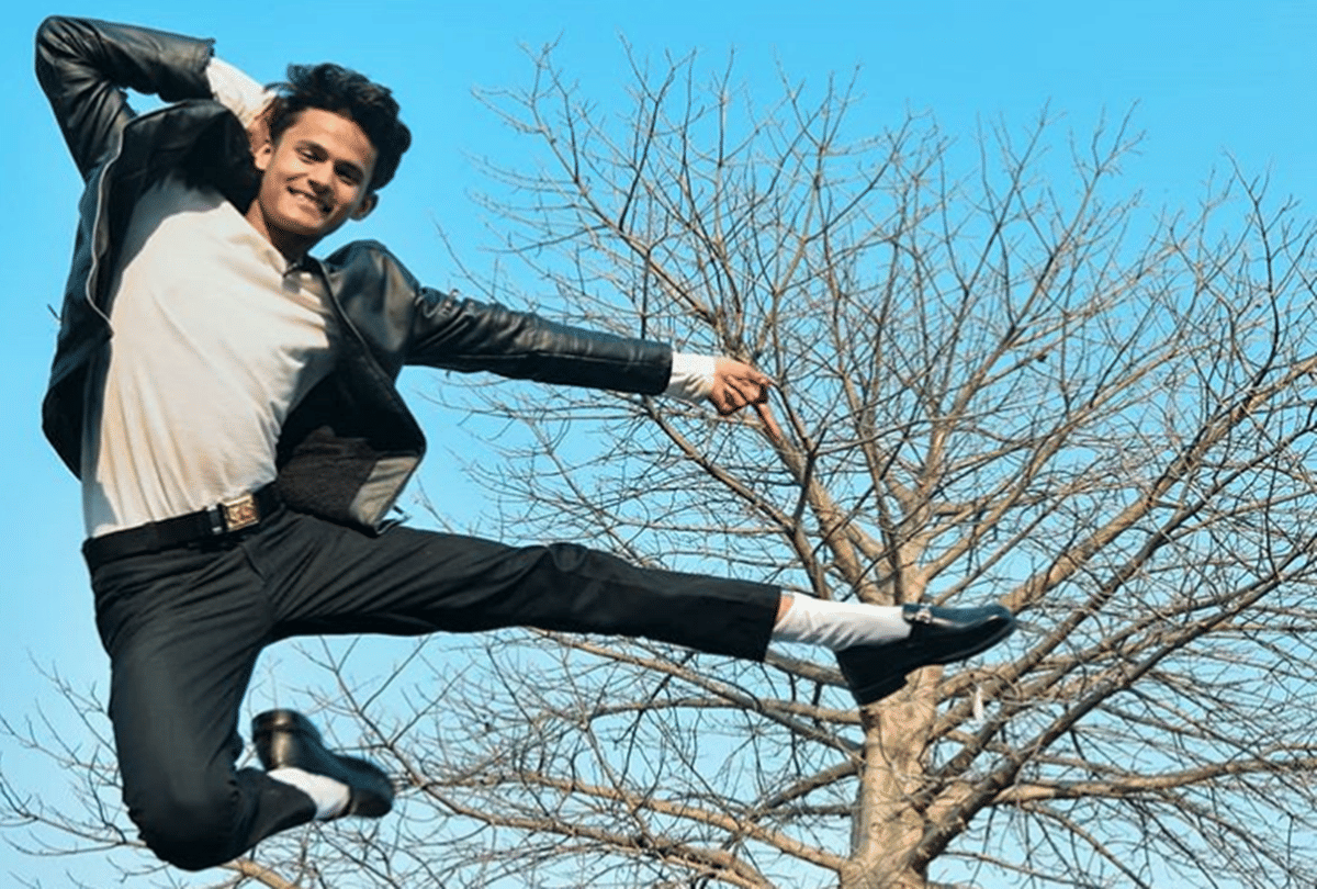Varun Dhawan Announces Baba Jacksons Name as Winner of His Show Entertainment No 1