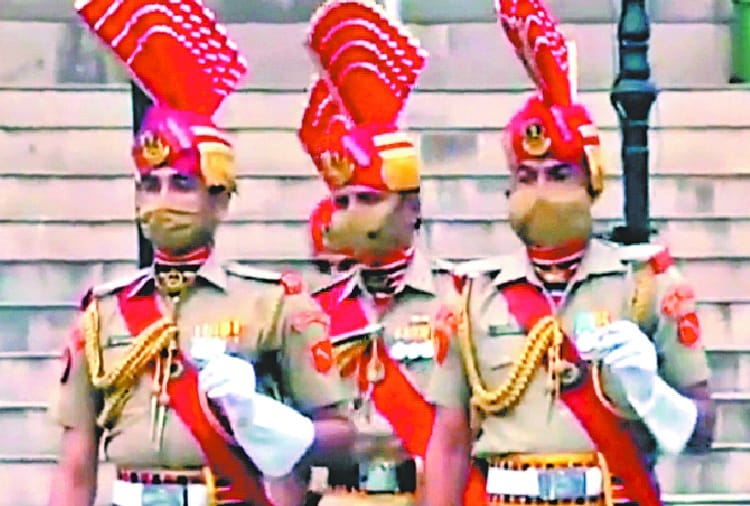 Beating The Retreat Ceremony on Attari Border with Mask