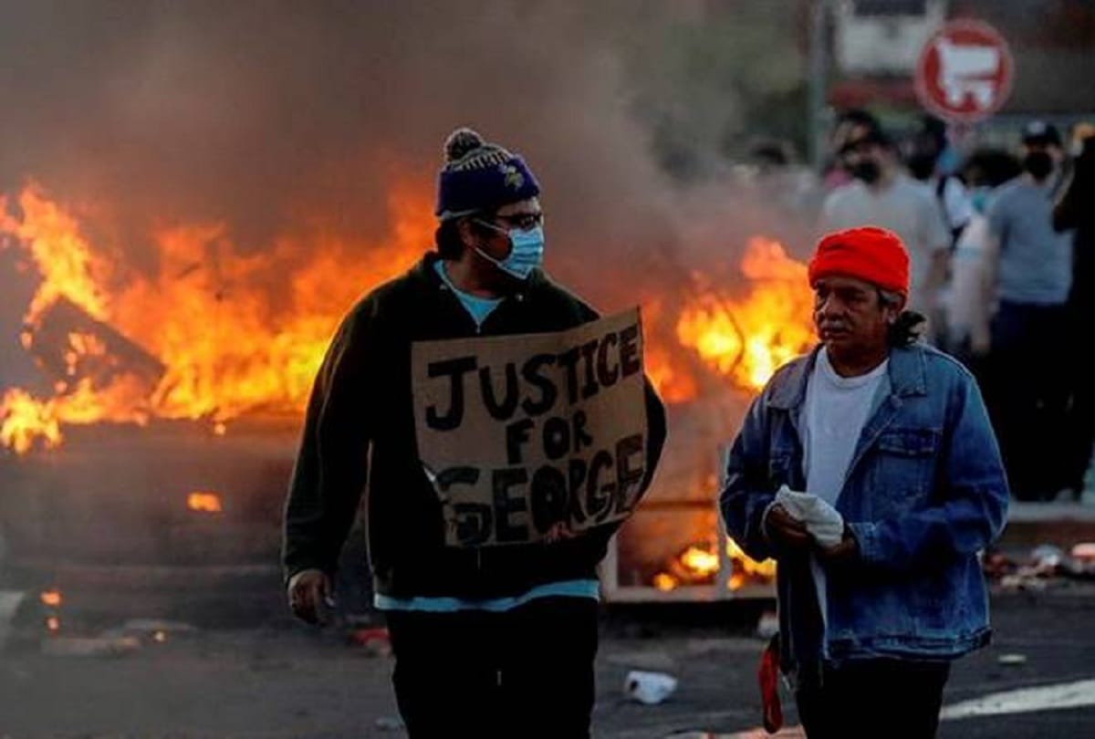 George Floyd death, Violence protest against racism in London, 23 policemen injured in clash with protesters