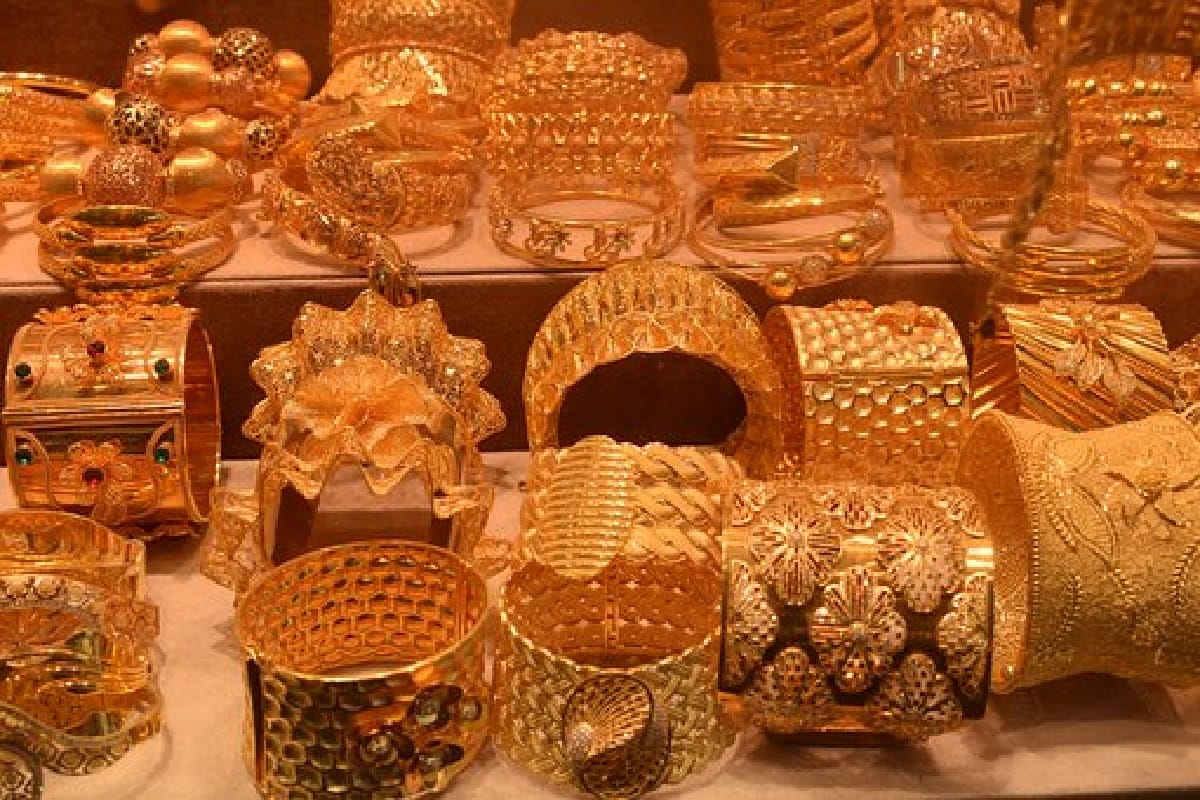 know how gold is best investment option and tax rule regarding this