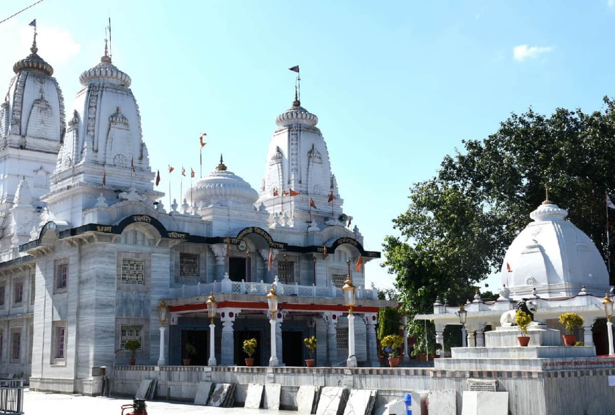 CM Yogi Adityanath residence and Gorakhnath temple Security will be increased at gorakhpur