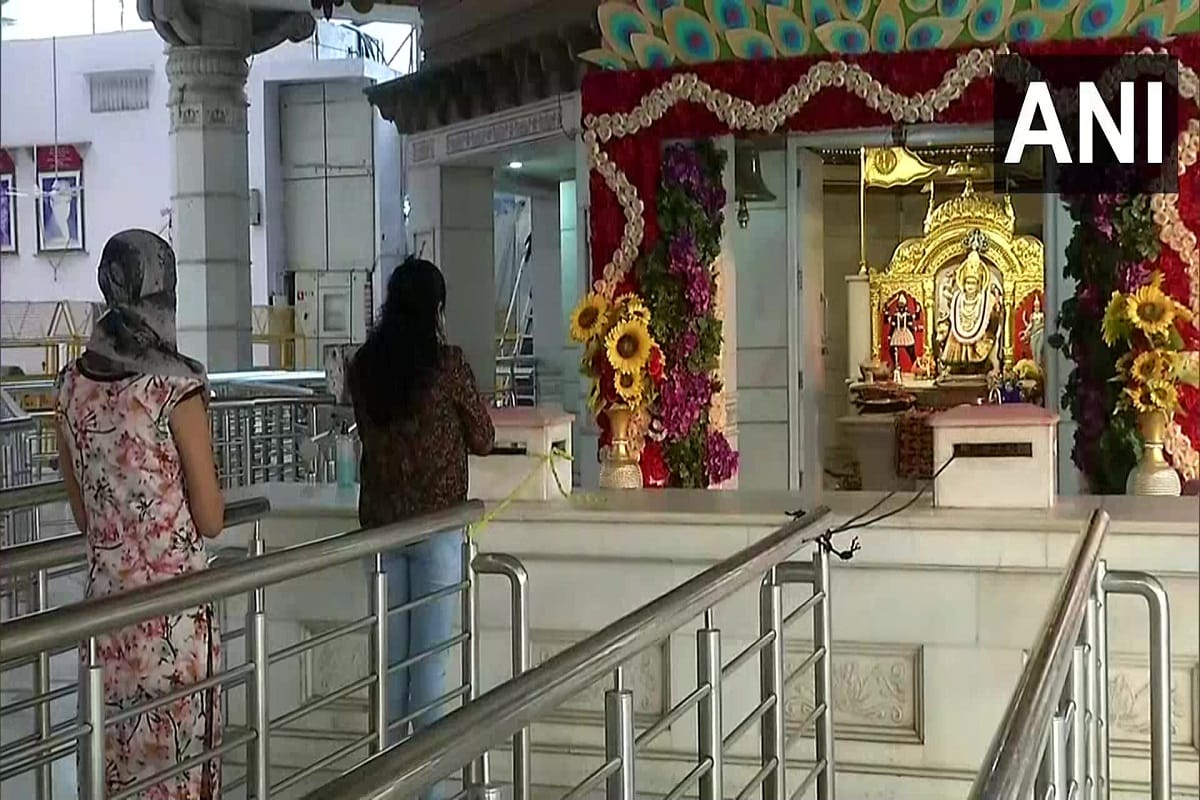 Goddess Durga will come to visit the devotees home in Navratri, the journey will depart from eight chariots every day