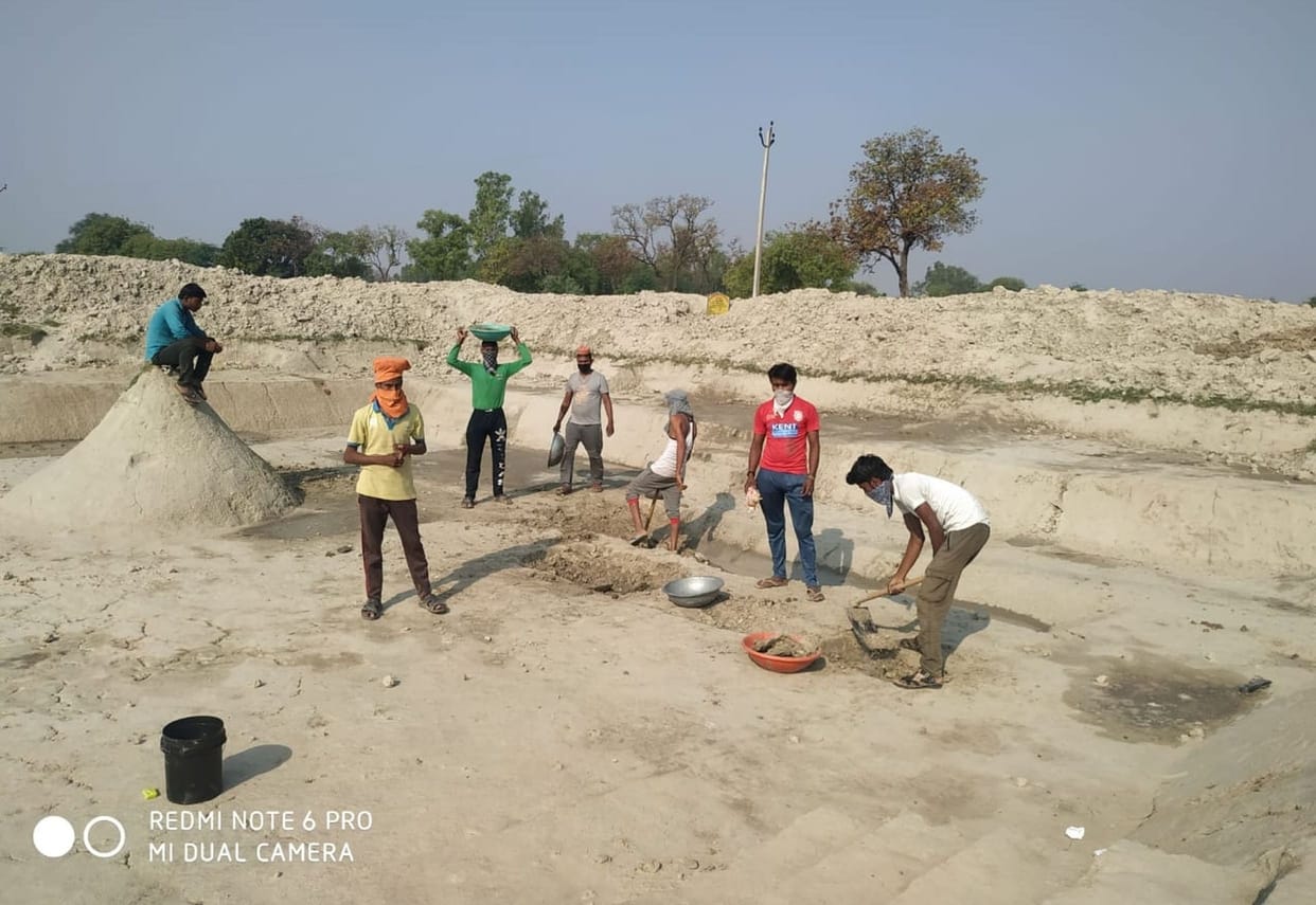 manrega work in progress in fatehpur