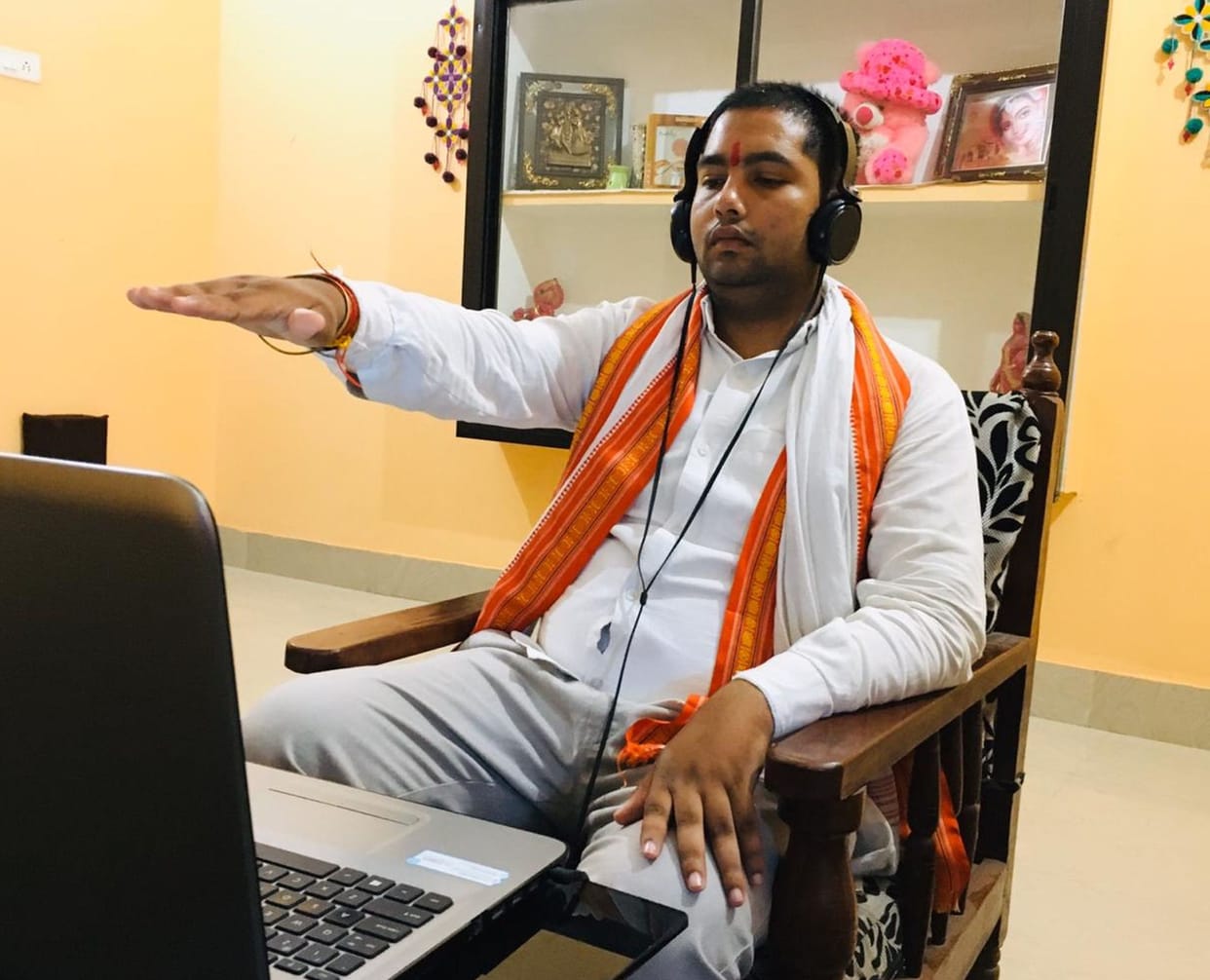 fatehpur bhajyumo meeting with young people