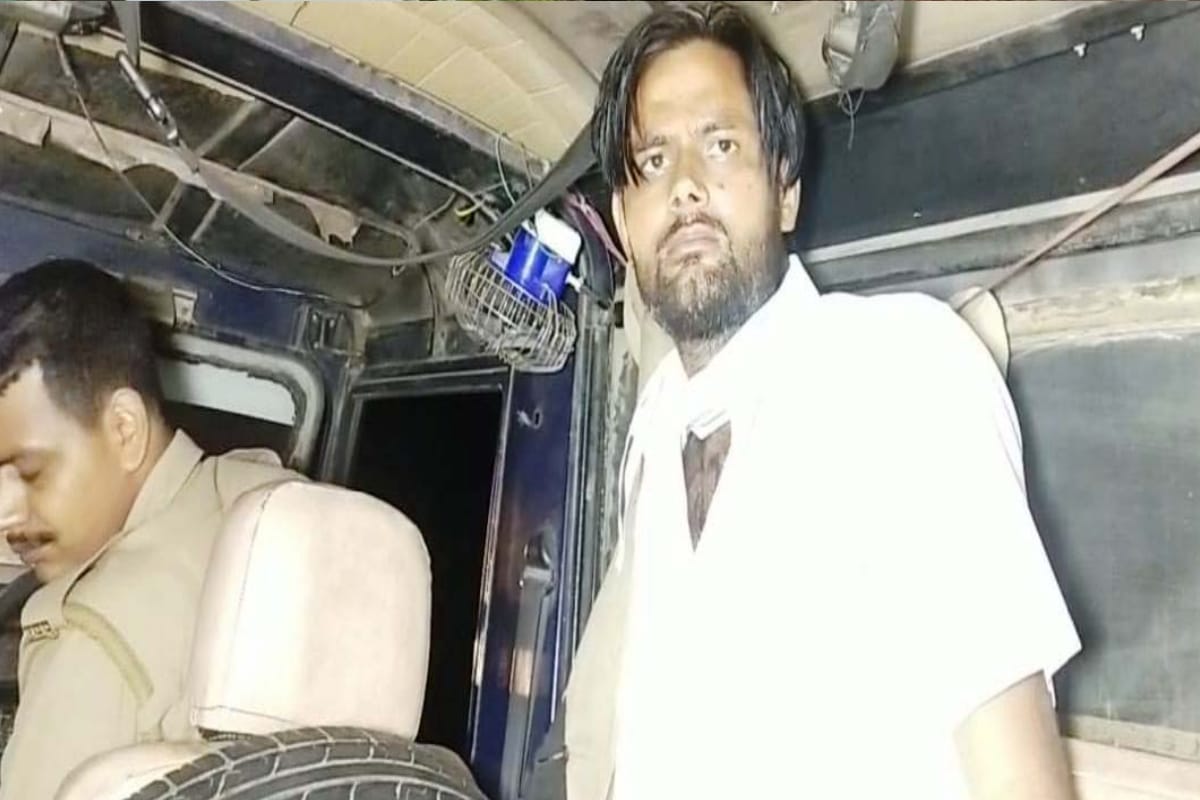 criminal anil dhanpat arrested in an encounter, trying to escape by shooting the inspector from a government pistol