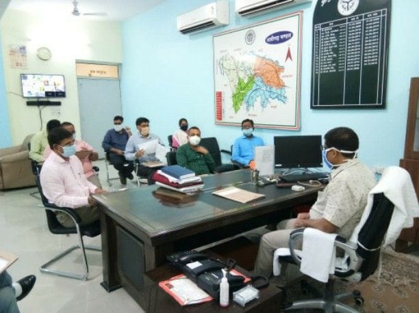 Aligarh: Incomplete preparations in review meeting reprimand AD Basic