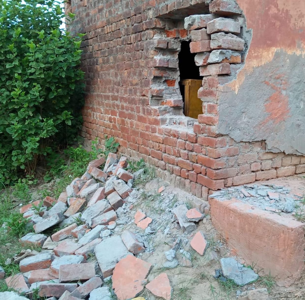 grain shops close in farrukhabad