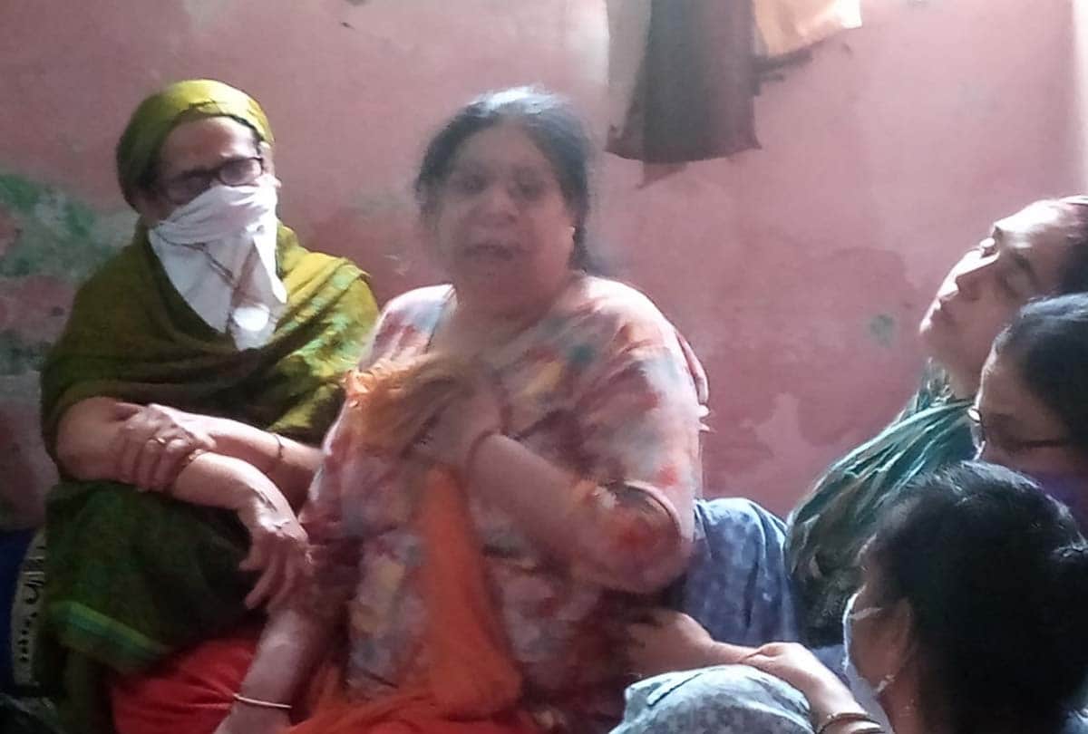 Terrorists conspired to stop Kashmiri Pandits return home, Threatened posters also paste