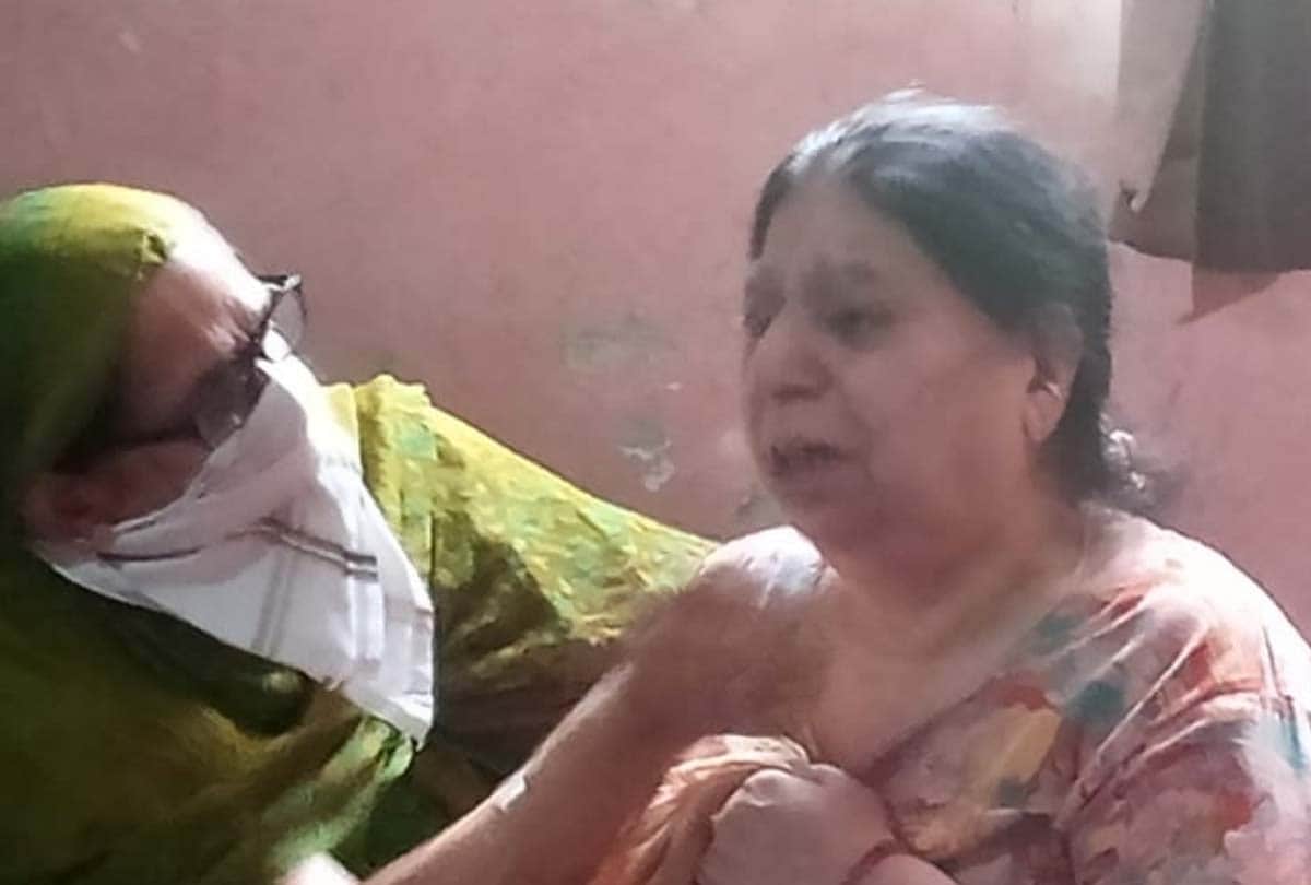 Terrorists conspired to stop Kashmiri Pandits return home, Threatened posters also paste