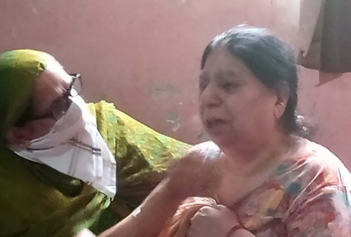 Terrorists conspired to stop Kashmiri Pandits return home, Threatened posters also paste