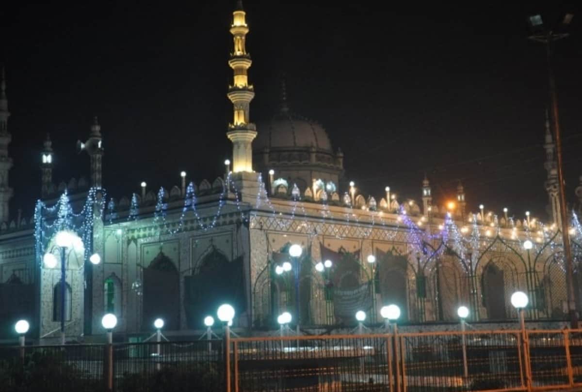 special story of Munshi Premchand story Eidgah Mubarak Khan Shaheed Dargah