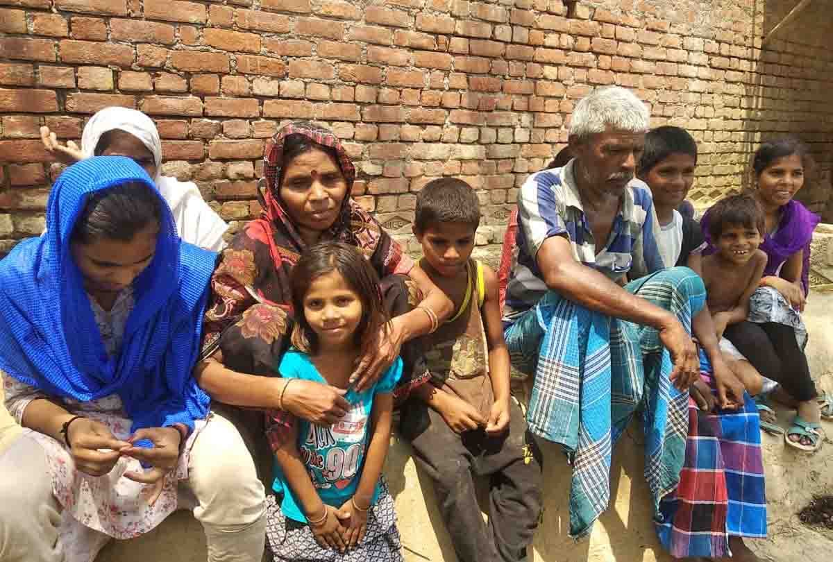 Kannauj : Migrant sold jewelry to feed children
